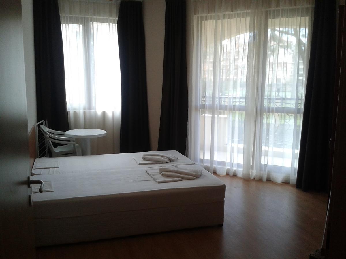 סאני ביץ' Hotel Seasons 3 מראה חיצוני תמונה