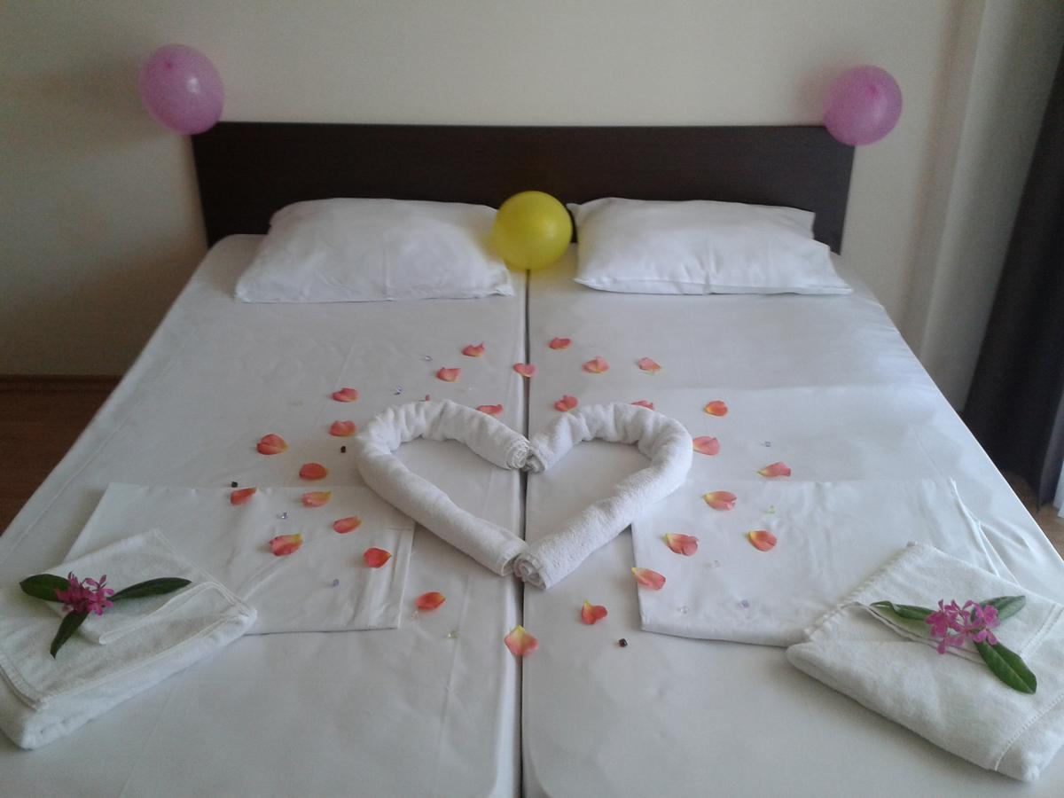 סאני ביץ' Hotel Seasons 3 מראה חיצוני תמונה